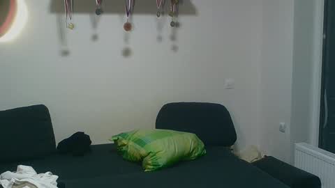 Snapshot of sicon_69 chatting on December 7, 8:16 pm Devil online show from December 7, 8:16 pm