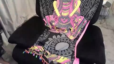 Snapshot of sidnney chatting on December 3, 4:31 am sidnney online show from December 3, 4:31 am