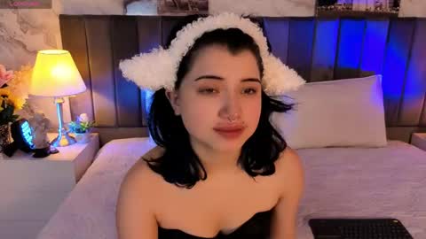 Snapshot of sienna_desiree chatting on May 7, 12:54 pm Sienna Desieree online show from May 7, 12:54 pm