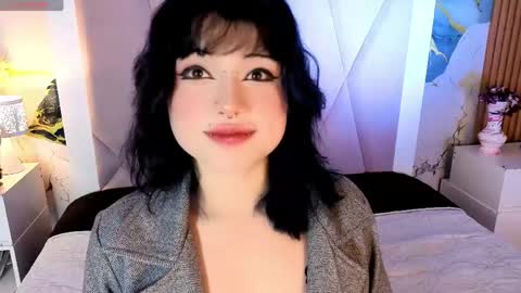 Snapshot of sienna_desiree chatting on May 30, 3:47 am Sienna Desieree online show from May 30, 3:47 am