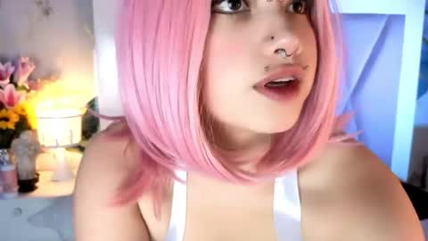 Snapshot of sienna_desiree chatting on June 6, 4:12 pm Sienna Desieree online show from June 6, 4:12 pm
