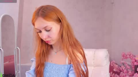 Sienna online show from May 28, 9:06 am