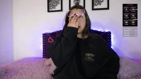 Sienna online show from February 7, 12:20 pm