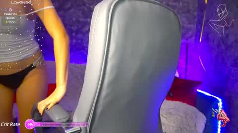 Snapshot of sierra_playa chatting on February 18, 10:14 pm Siera online show from February 18, 10:14 pm