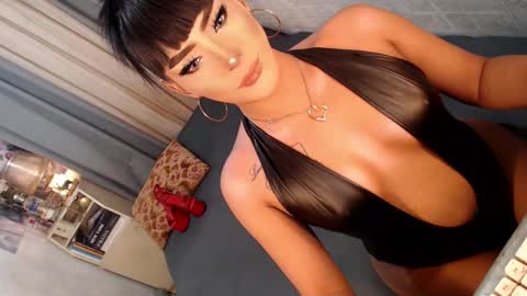 Sierrafina online show from January 10, 5:15 pm