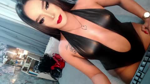 Sierrafina online show from April 29, 6:06 am