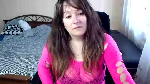 Snapshot of sierrapreston chatting on July 18, 2:21 pm sierrapreston online show from July 18, 2:21 pm
