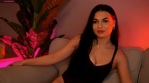 Maria online show from November 20, 11:10 am