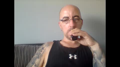Snapshot of silent_v_81 chatting on September 10, 11:32 am Silent V online show from September 10, 11:32 am
