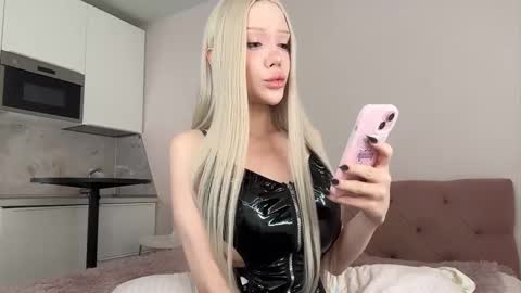 Diana  online show from October 1, 5:46 am