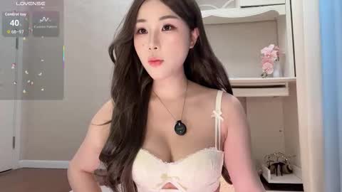 sililis online show from March 17, 5:55 am