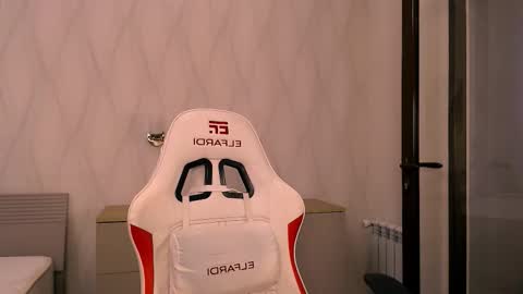 silk_ann online show from December 16, 6:40 am