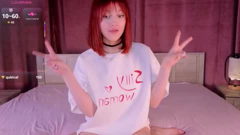 Snapshot of silly___woman chatting on November 30, 8:24 pm silly___woman online show from November 30, 8:24 pm