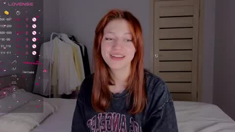 Snapshot of silly___woman chatting on May 14, 8:15 pm silly___woman online show from May 14, 8:15 pm