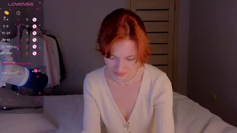 Snapshot of silly___woman chatting on May 27, 8:06 pm silly___woman online show from May 27, 8:06 pm