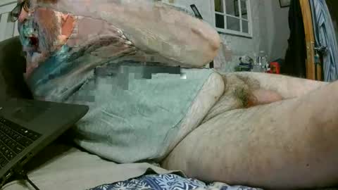 sillyoldman45221063 online show from May 15, 11:34 pm