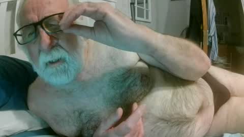 sillyoldman45221063 online show from July 21, 9:39 pm