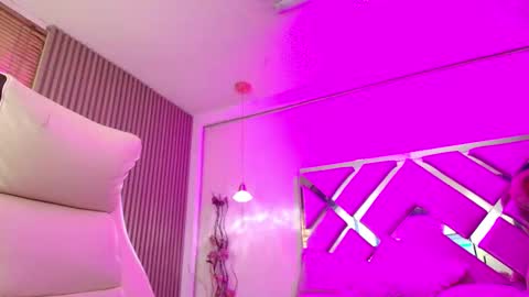 Snapshot of silvana_monroe chatting on November 13, 1:54 pm SIlvana online show from November 13, 1:54 pm