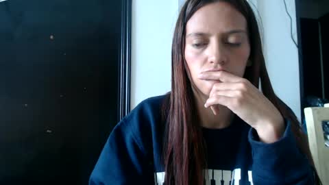 Snapshot of silvanaroberts_ chatting on June 17, 5:03 pm Rouse online show from June 17, 5:03 pm