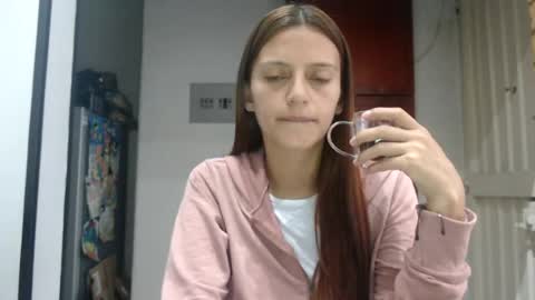 Snapshot of silvanaroberts_ chatting on June 18, 11:14 am Rouse online show from June 18, 11:14 am