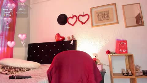 Snapshot of silver__love chatting on February 22, 5:55 pm Silver online show from February 22, 5:55 pm