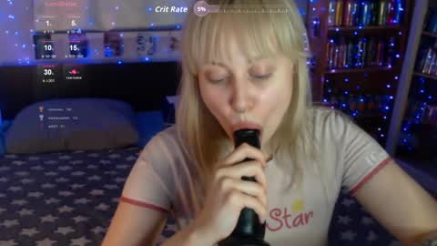 silvercherub online show from April 29, 9:32 pm