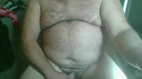 Snapshot of silverdadbody chatting on March 20, 5:18 pm silverdadbody online show from March 20, 5:18 pm