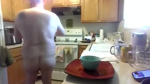 Snapshot of silverdragon70 chatting on January 12, 10:04 pm silverdragon70 online show from January 12, 10:04 pm