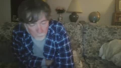 Snapshot of silverfunfox chatting on May 16, 4:20 am silverfunfox online show from May 16, 4:20 am
