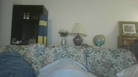 Snapshot of silverfunfox chatting on June 15, 3:31 am silverfunfox online show from June 15, 3:31 am