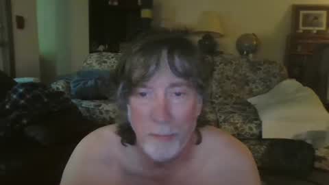 Snapshot of silverfunfox chatting on June 19, 3:27 pm silverfunfox online show from June 19, 3:27 pm