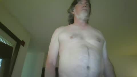 Snapshot of silverfunfox chatting on June 24, 9:25 pm silverfunfox online show from June 24, 9:25 pm