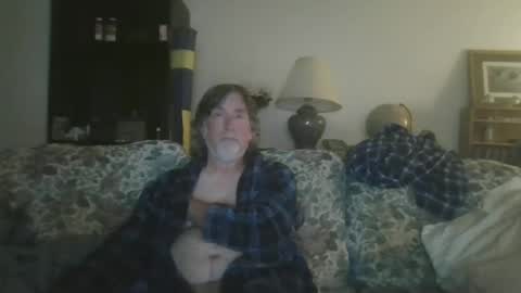 Snapshot of silverfunfox chatting on June 25, 6:40 am silverfunfox online show from June 25, 6:40 am