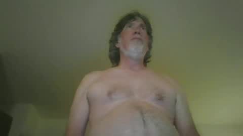 Snapshot of silverfunfox chatting on June 27, 3:11 am silverfunfox online show from June 27, 3:11 am
