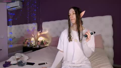 silvermuse online show from February 19, 8:49 pm