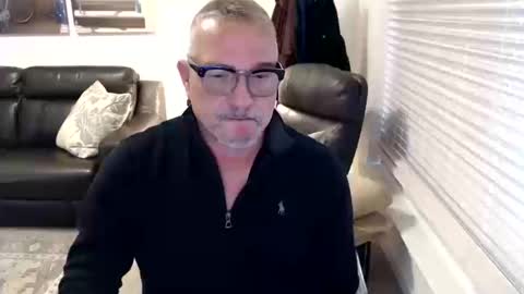 silveroli187 online show from October 16, 4:30 pm