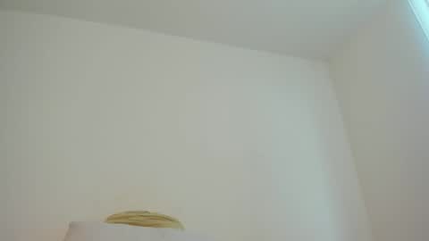 Snapshot of silverosequeen chatting on March 10, 12:54 pm silverosequeen online show from March 10, 12:54 pm