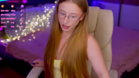  Kristina Kris  online show from November 4, 8:30 pm