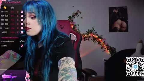 silvia_santorskii online show from October 6, 9:18 am