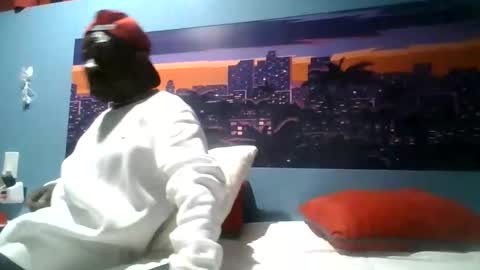 simiwithdabbc online show from April 4, 9:07 am