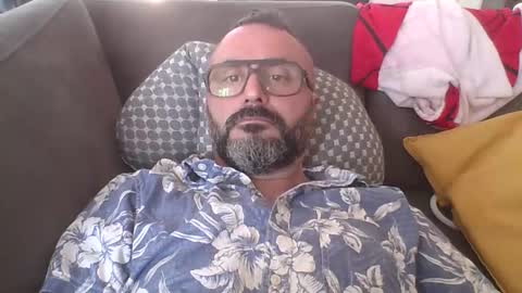 Si online show from April 30, 8:53 am
