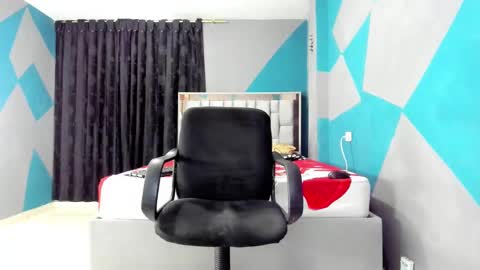 SIMON KELER online show from December 31, 8:37 am