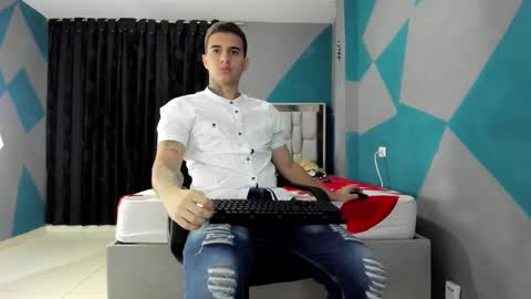 SIMON KELER online show from January 6, 10:46 am