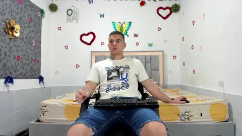 SIMON KELER online show from September 11, 1:17 am