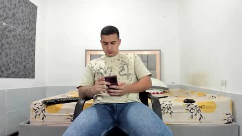 SIMON KELER online show from March 15, 1:28 pm