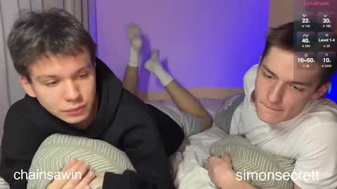 Snapshot of simonsecrett chatting on January 14, 3:17 pm Simon online show from January 14, 3:17 pm