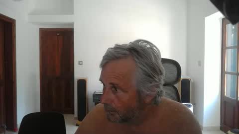 Snapshot of simonthenudist chatting on April 30, 1:06 pm Simon online show from April 30, 1:06 pm