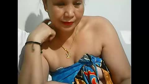 Snapshot of simplecity45 chatting on November 16, 5:13 am Carolyn online show from November 16, 5:13 am