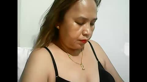 Snapshot of simplecity45 chatting on November 20, 5:40 am Carolyn online show from November 20, 5:40 am