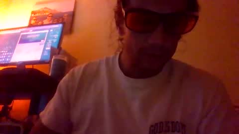 Snapshot of simplejack03xx chatting on November 2, 8:22 pm simplejack03xx online show from November 2, 8:22 pm